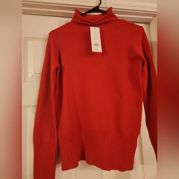 NWT French Connection sweater - Picture 5 of 6